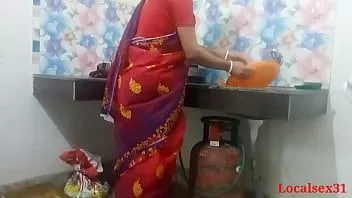 play Desi bengali desi village indian bhabi kitchen sex in red saree ( official video by localsex31)