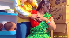 Redare Hot Asiatic MILF Gâtul Fucks și Obține Cumshot