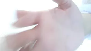 play الزنجبيل باريس استمناء على السرير & كس المقربة