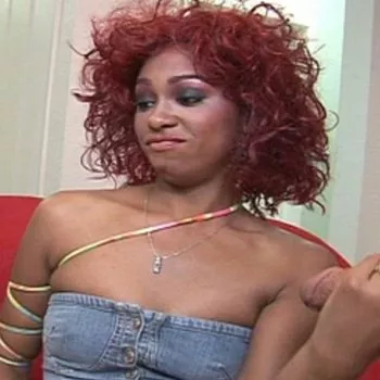 Porno Yıldızı Lisa Strokes