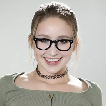 Gwiazda porno Laney Grey