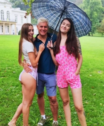 Pornoster Sara gostosa