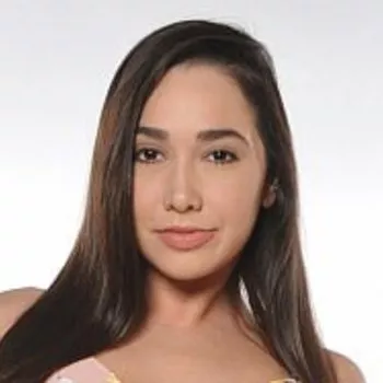 Gwiazda porno Karlee Grey